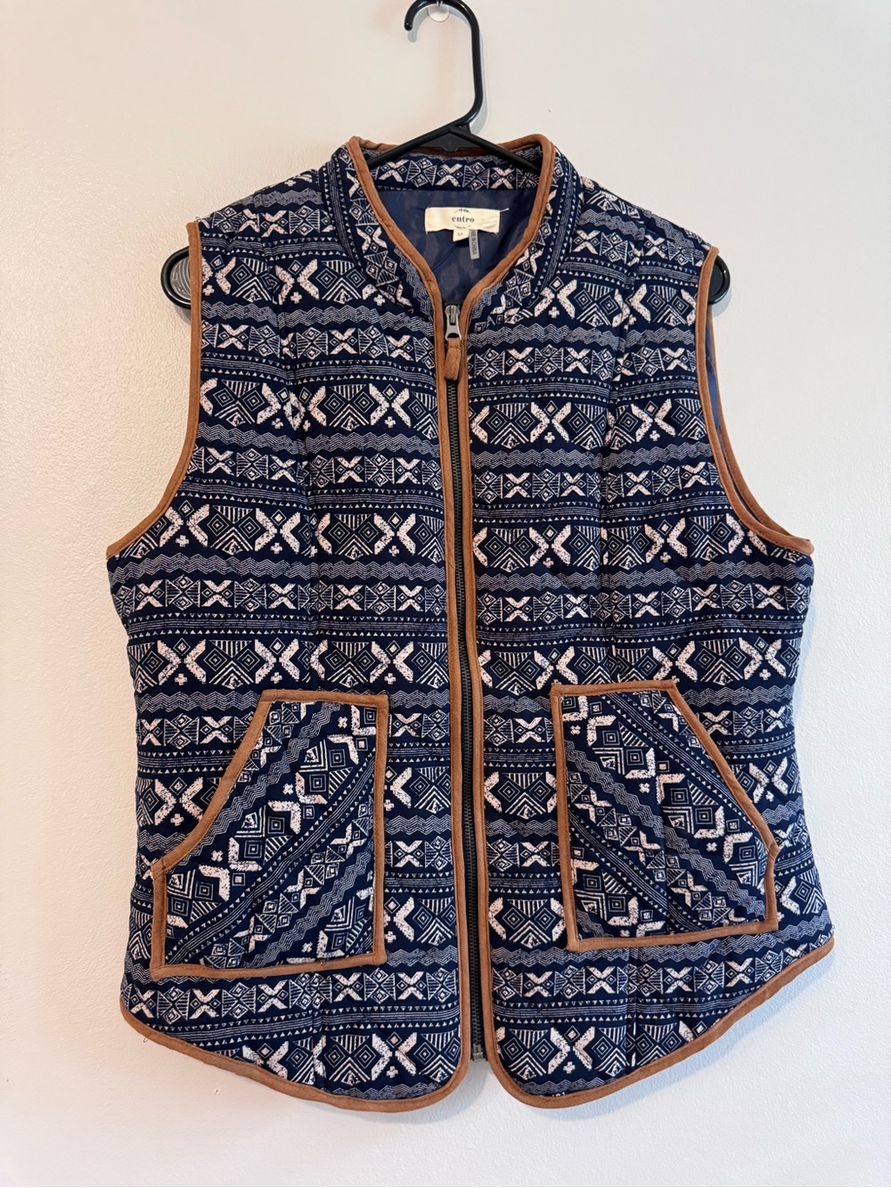 Entro Navy Geometric Quilted Zip Vest Women’s Medium Boho Southwestern